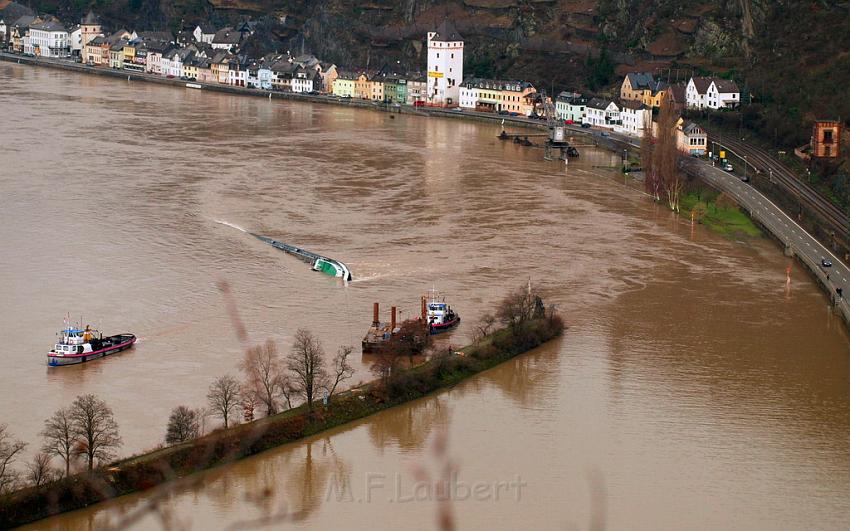 Schiff gesunken St Goarhausen Loreley P072.jpg